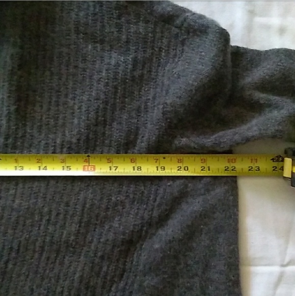 MOTH Anthro WoolBlend Oversize HighLow Turtleneck - Picture 4 of 8